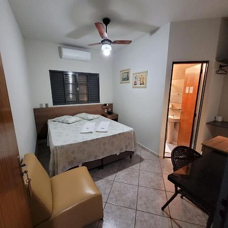 Hotel Graunas São Carlos Buitenkant foto