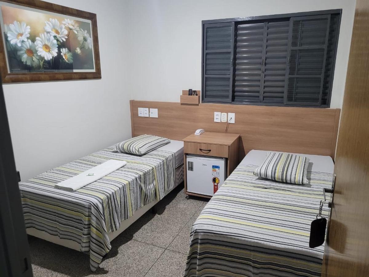 Hotel Graunas São Carlos Buitenkant foto