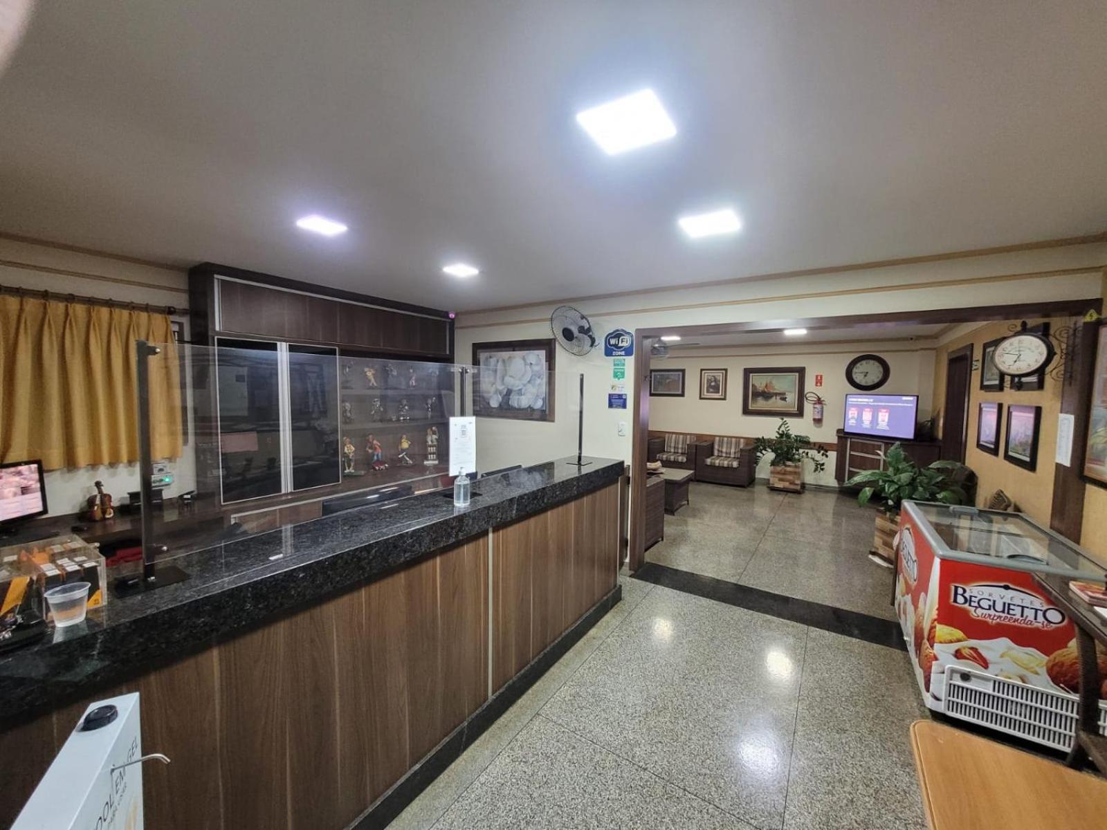 Hotel Graunas São Carlos Buitenkant foto