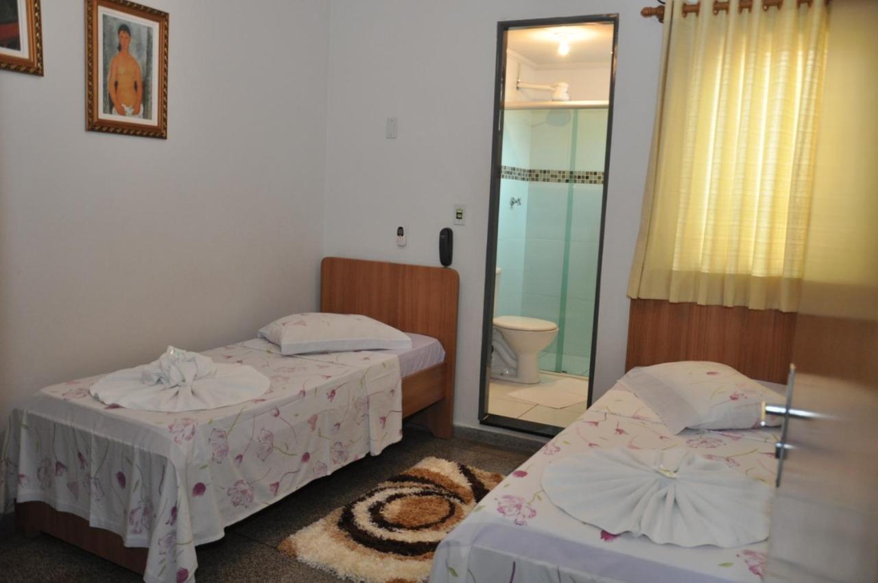 Hotel Graunas São Carlos Buitenkant foto